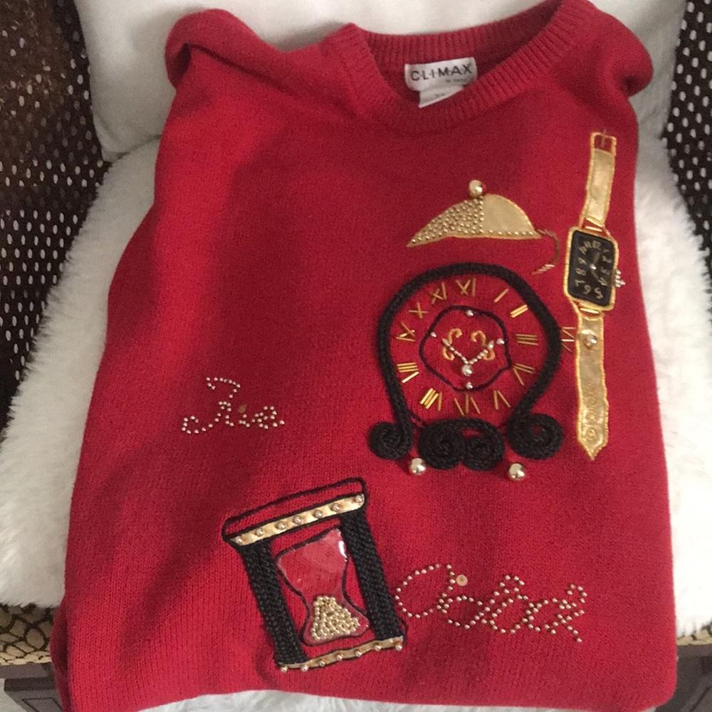 Beautiful sweater so adorable .
